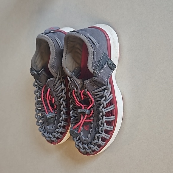 Keen uneek youth sandals - Picture 1 of 16